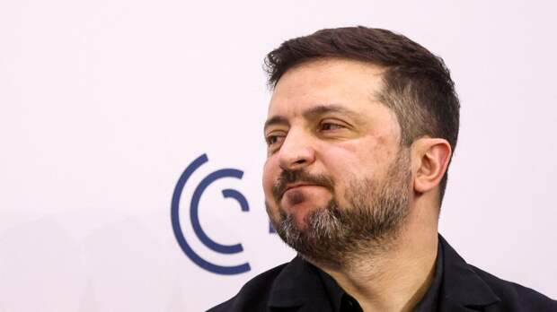 Зеленский рассказал, просили ли его помочь с разблокировкой Ормузского пролива