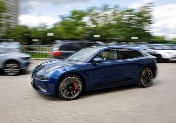 Названы популярные для ввоза в Россию автомобили