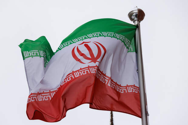 В Тегеране началось ликование после сообщений о смерти Хаменеи