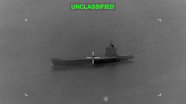 США заявили об атаке на иранский корабль-дрононосец