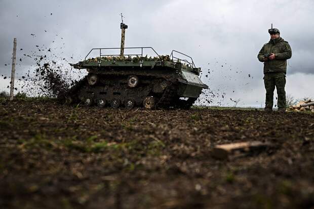 Российские НРТК расчистят путь штурмовикам в зоне СВО