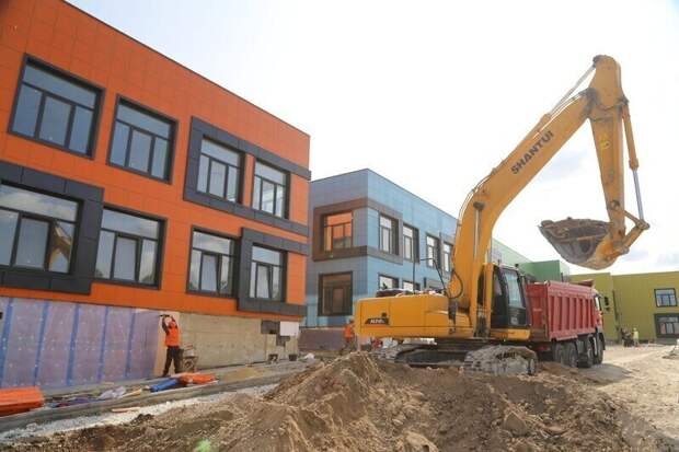 Десять объектов социальной инфраструктуры завершат в Крыму до конца года