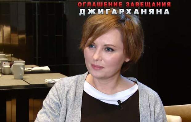 Элина Мазур переметнулась на сторону Армена Джигарханяна Елена Ксенофонтова