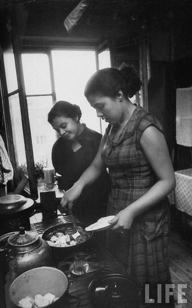 ByLarsen29 Москвички в 1956 году