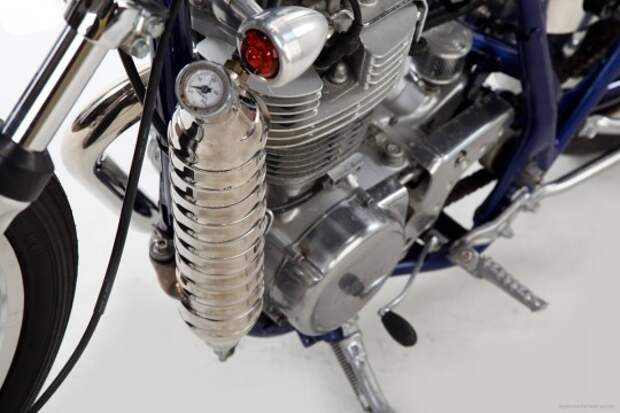 Yamaha-SR400-Custom-6 Боббер Yamaha SR400 от японской мастерской Motor Rock