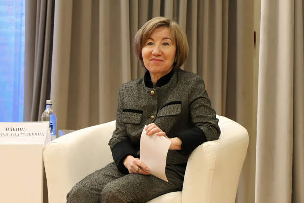 У экс-ректора ПсковГУ Ильиной изъяли драгоценности на 1,12 млн рублей