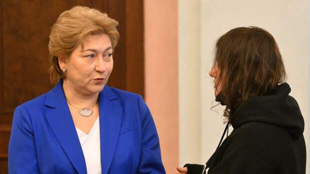 Лурье обратилась к судебным приставам для выселения Долиной