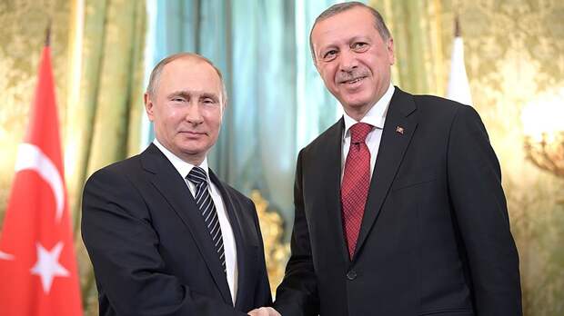 Политолог Сатановский: Путин оказал Эрдогану одолжение продлением зерновой сделки