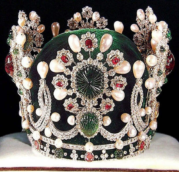 Нынче корона хранилище Госбанка Ирана