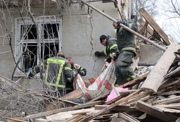 Тело мужчины достали из-под завалов дома, разрушенного ВСУ в Васильевке