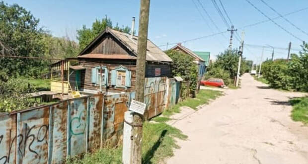 ФАН публикует фото старого дома, в котором зверски убит 6-летний мальчик