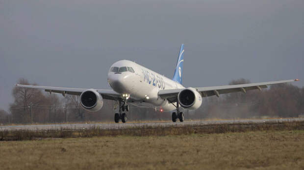 В Минпромторге допустили сдвиг сроков сертификации новых российских самолетов