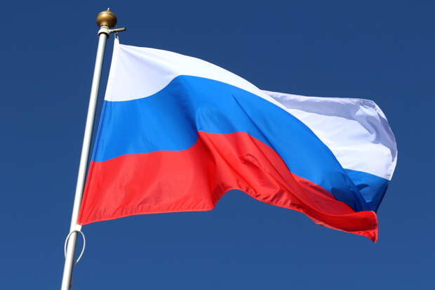 В стране НАТО прошла акция с российскими флагами
