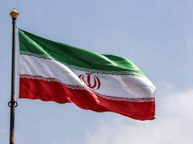 Иран отверг сообщения о расколе в руководстве