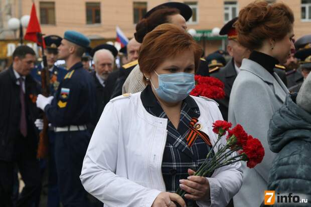 В Рязани прошла церемония возложения цветов и гирлянды Воинской славы