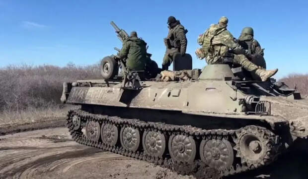 ВС РФ атакуют позиции ВСУ в Новомихайловке с северо-востока, одновременно продвигаясь у южных окраин населённого пункта