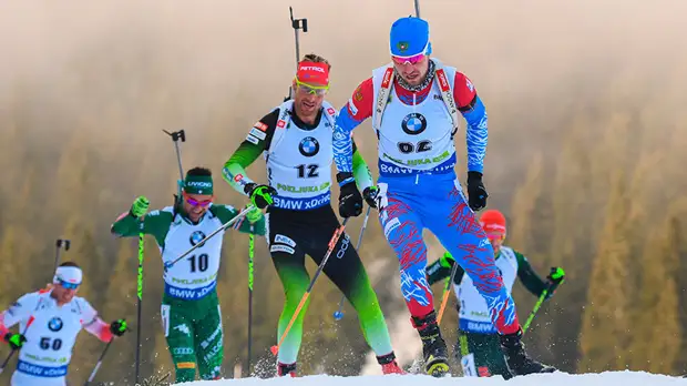 Первая медаль в сезоне: Логинов завоевал бронзу в спринте на этапе Кубка мира по биатлону в Поклюке