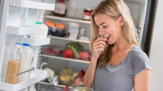 Какие продукты на самом деле нельзя хранить в холодильнике и почему