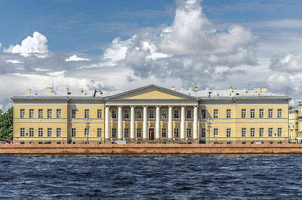 Файл: русский академии наук SPB.jpg