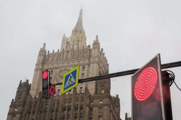 Лавров рассказал, какая песня могла бы охарактеризовать работу МИД РФ