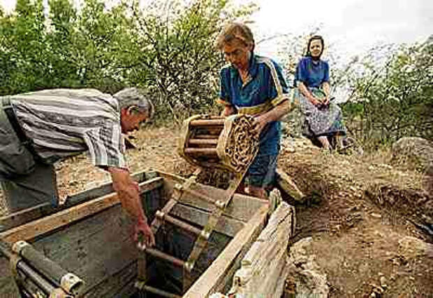 Ведутся раскопки и исследования пирамид
