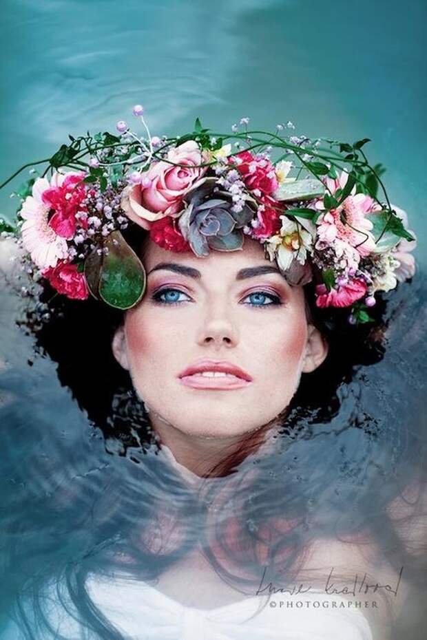 girlsinfloralwreaths16 20 восхитительных девушек с цветочными венками