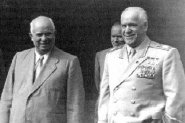 Почему Хрущёв на верность Жукова ответил предательством