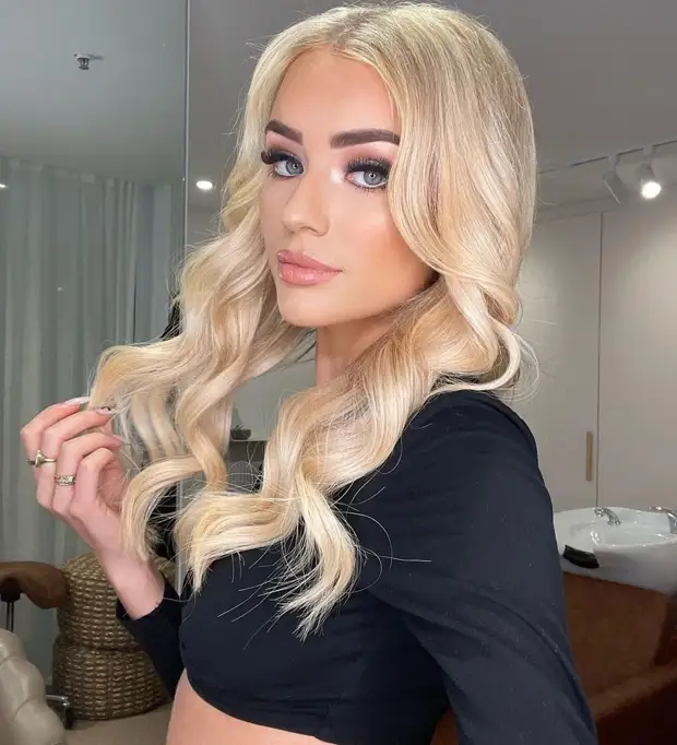 Джулия Каванаг