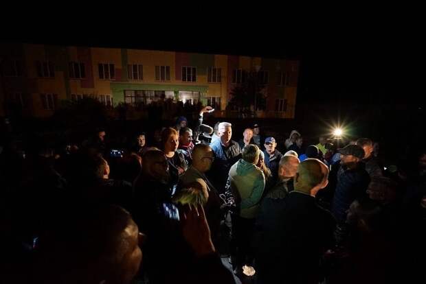 Народный сход в Подмосковье: жители села Бужаниново отстояли свои требования