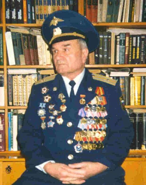 Беседы с Тимофеем Пантелеевичем Пунёвым. «Ни у каких ВВС не было бомбардировщика, подобного Пе-2» Беседы с Тимофеем Пантелеевичем Пунёвым. «Ни у каких ВВС не было бомбардировщика, подобного Пе-2»