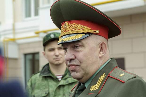 Как аферы с обмундированием запачкали генералам Мелейко и Меликову мундиры Как аферы с обмундированием запачкали генералам Мелейко и Меликову мундиры