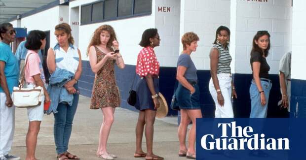 От туалетов до смартфонов и автомобилей: почему все в мире разрабатывается для мужчин и неудобно для женщин?