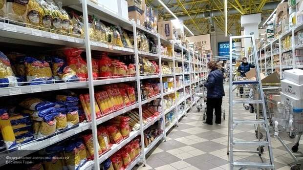 Будни украинца в Киеве: как Кличко боролся с коронавирусом и «тормозил» цены на продукты