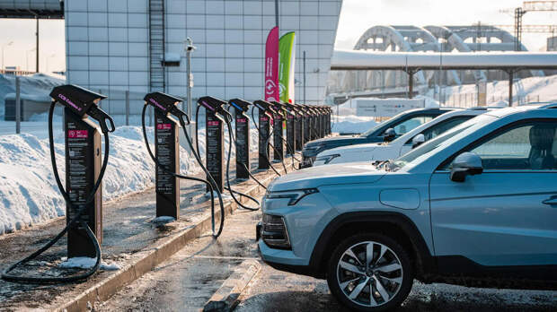 Собянин: установим еще 550 новых быстрых зарядных станций для электромобилей