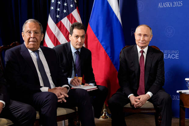 «Лучший голос на всей земле». Уиткофф сделал комплимент переводчику Путина и назвал его легендой