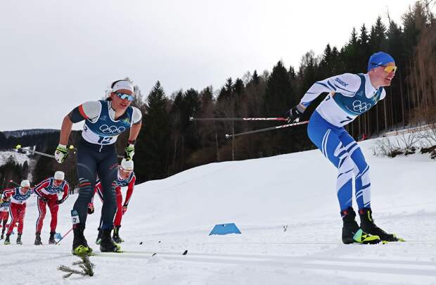 Финский лыжник Нисканен сошел с дистанции 50-километрового марафона на Олимпиаде