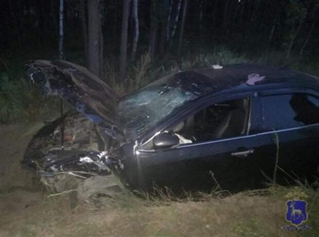 В Жигулевске молодой водитель слетел с трассы и попал в больницу