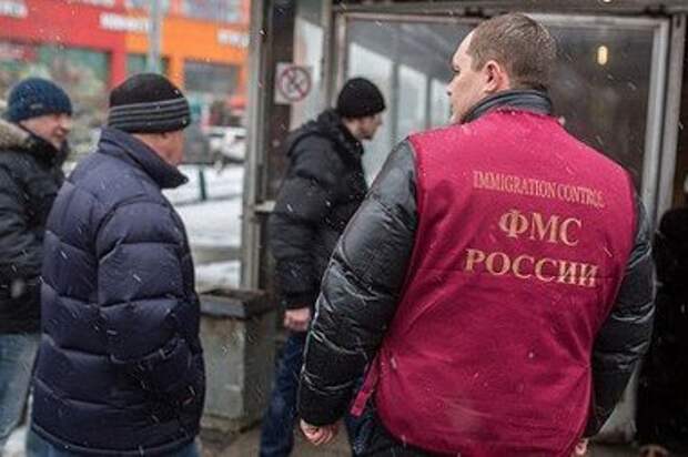 ФМС России: отменены льготы для украинских трудовых мигрантов