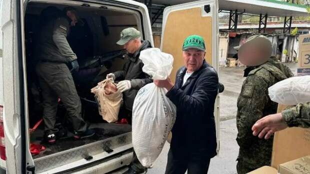 Татарстанның милли-мәдәни берләшмәләре махсус операциядәгеләргә гуманитар ярдәм тапшырды