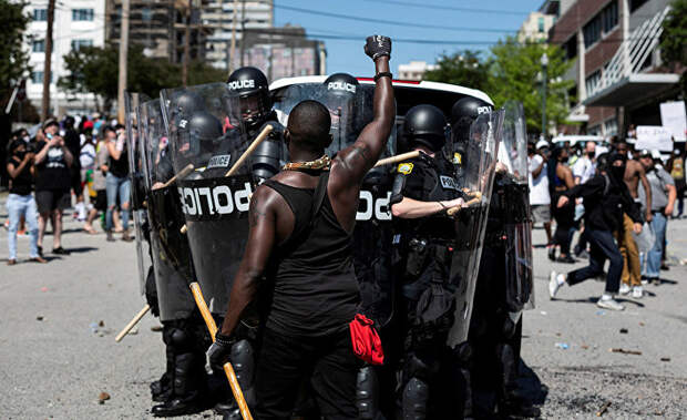 Протесты в Колумбии, Южная Каролина Протесты в Колумбии, Южная Каролина