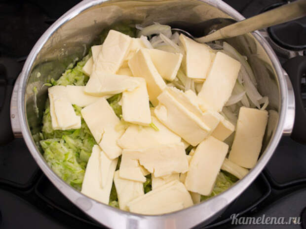 Запеканка из кабачков и плавленого сыра — 4 шаг