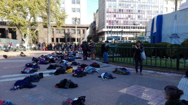 Голый протест феминисток в Буэнос-Айресе