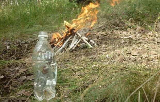 Способ вскипятить воду в пластиковой бутылке