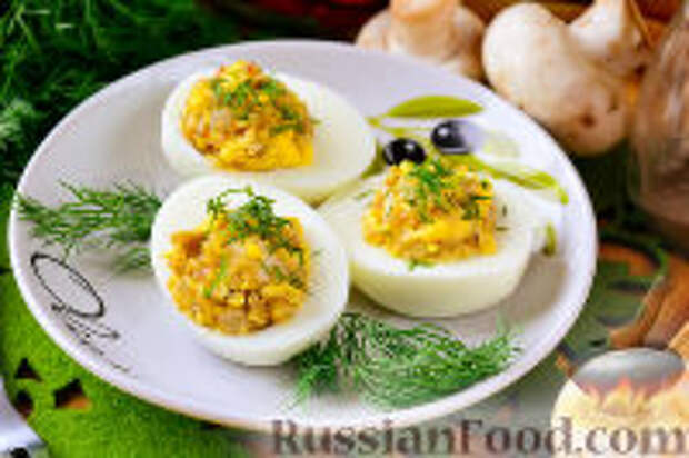 Фото к рецепту: Яйца, фаршированные грибами