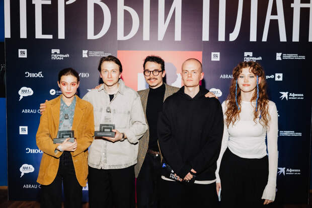 Фоторепортаж: в Театре имени Гоголя наградили победителей II Фестиваля студенческих спектаклей «Первый план»