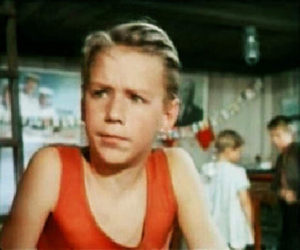 кадр из фильма «Ребята с Канонерского». 1960 год