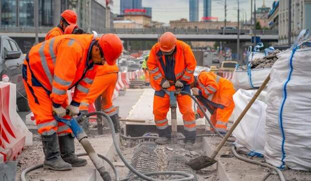 Деформационные швы на шести мостовых сооружениях заменили за год в Москве
