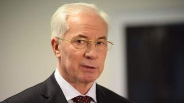Азаров: в Украине раскол и неонацистское обучение