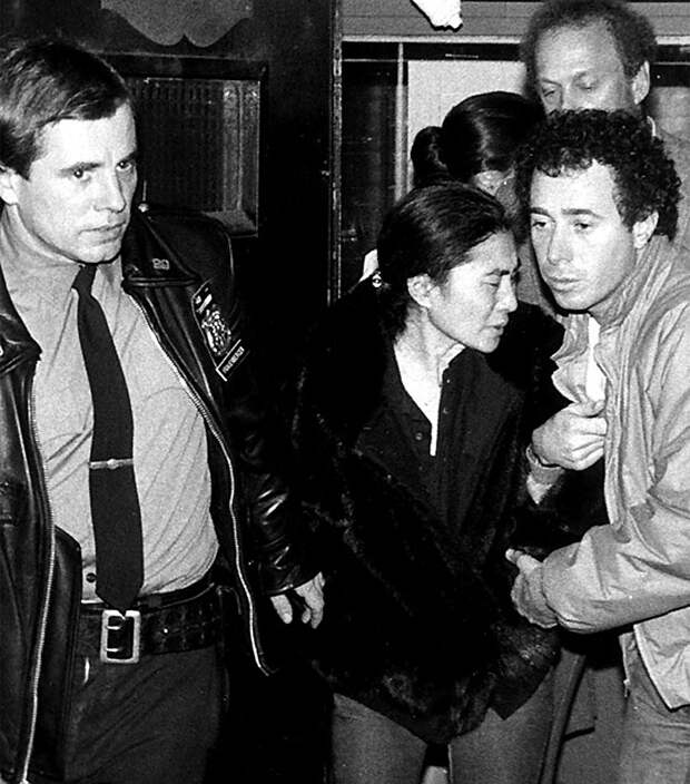 27 кадров в память о Джоне Ленноне