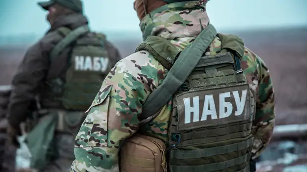 «Вариант спасения Порошенко»: против директора Госбюро расследований Украины намерены возбудить уголовное дело